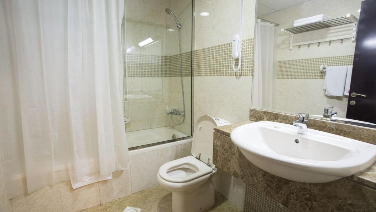 Double Partition In Al Barsha 1 Nearest To Metro دبي