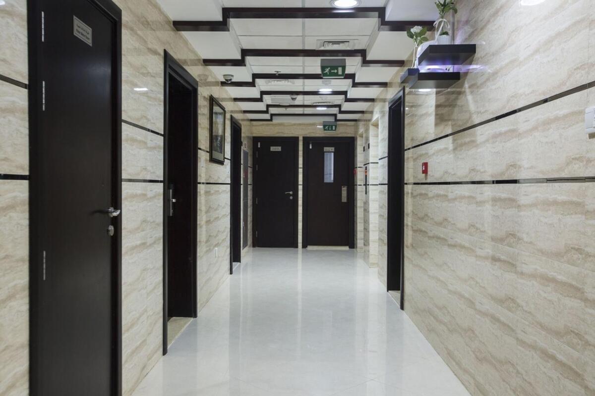 Double Partition In Al Barsha 1 Nearest To Metro منزل للإقامة