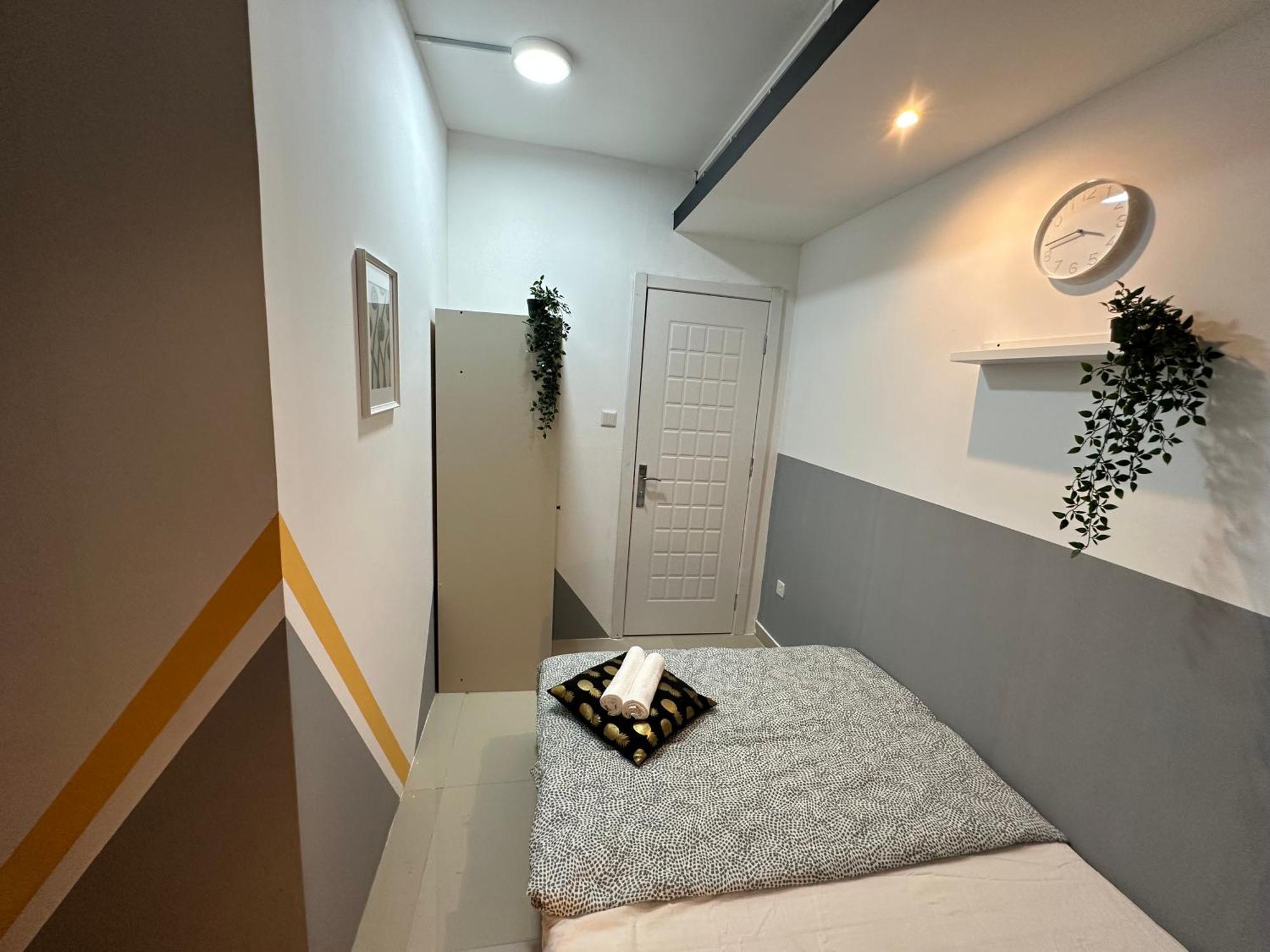 Double Partition In Al Barsha 1 Nearest To Metro منزل للإقامة *